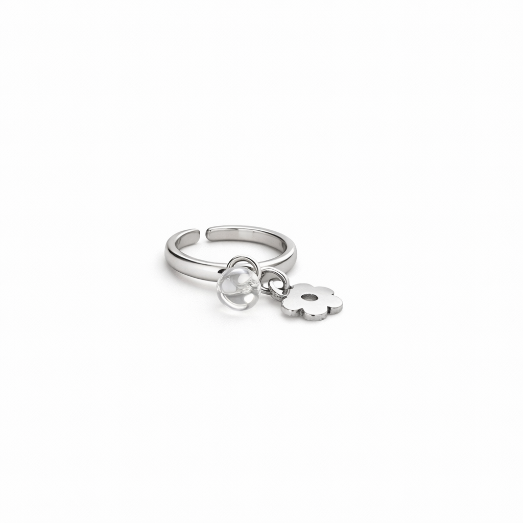 Daisy Charm Ring