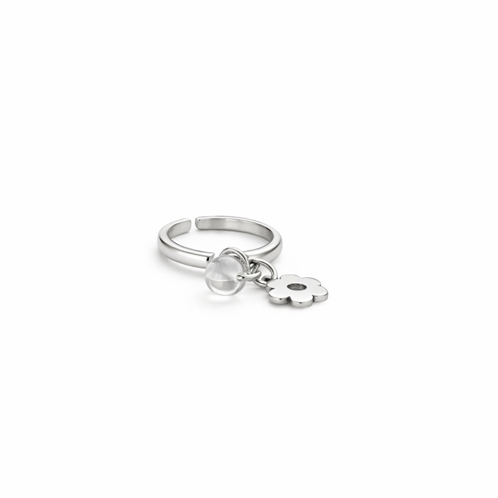 Daisy Charm Ring