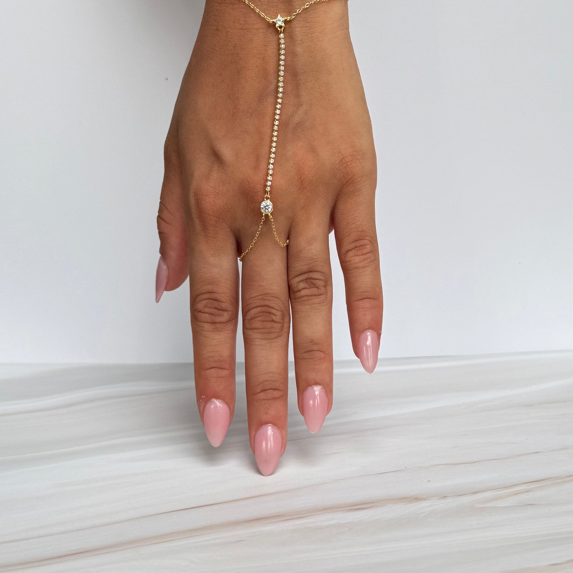 Aurora Link Hand Chain