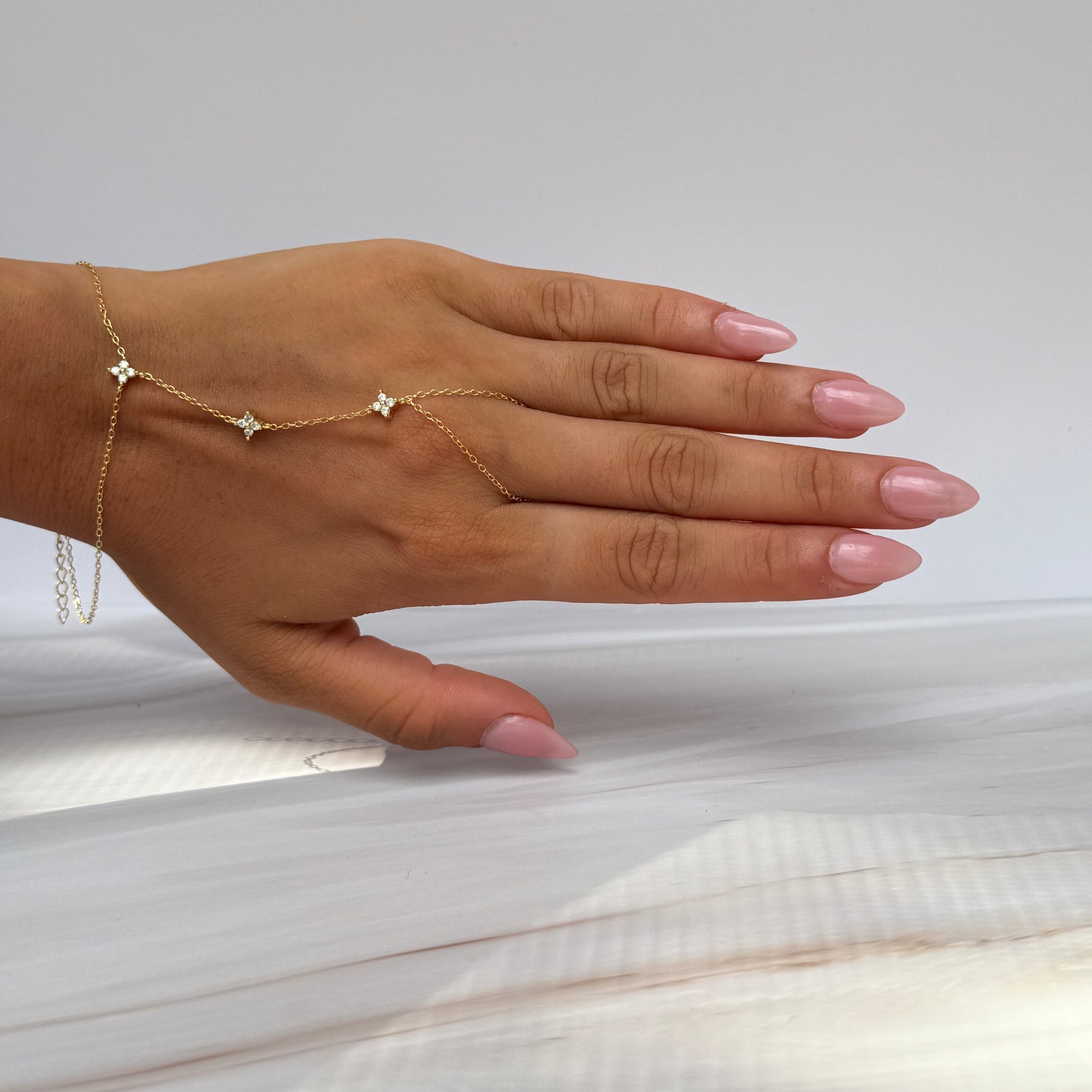Isa Hand Chain
