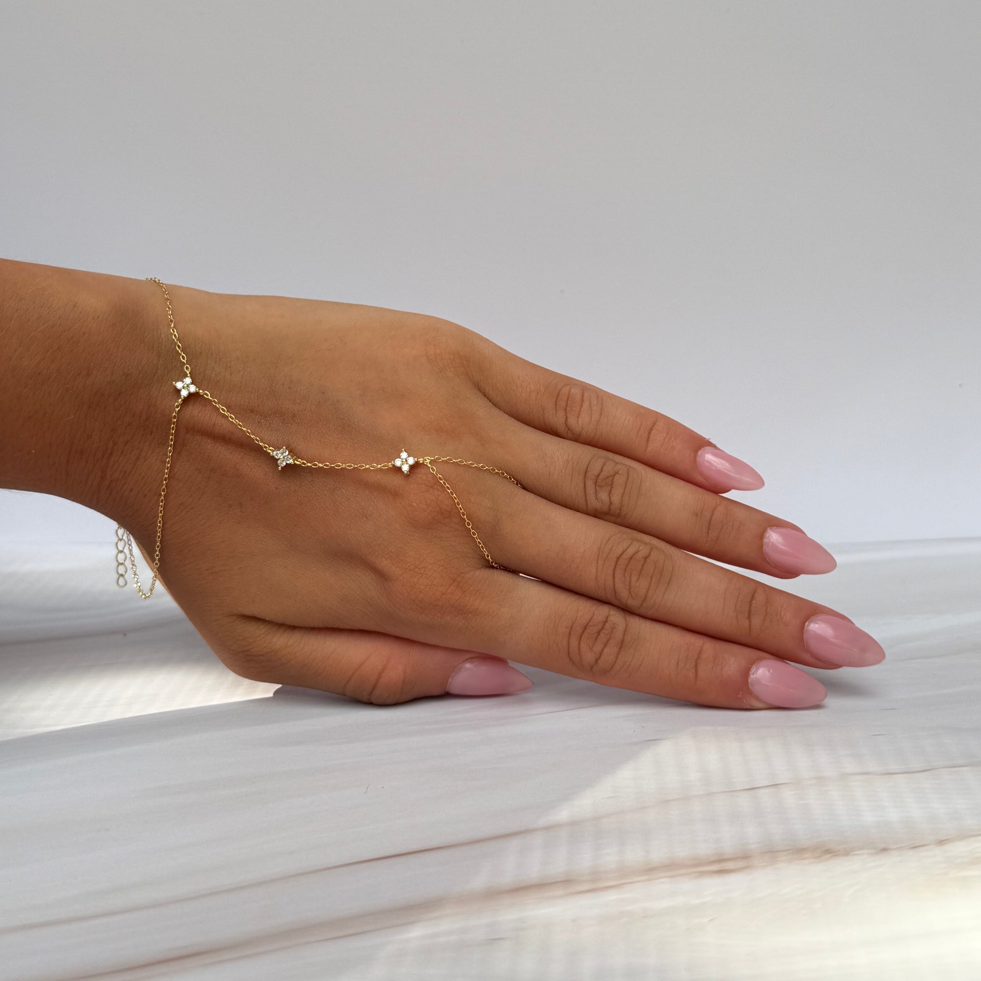 Isa Hand Chain