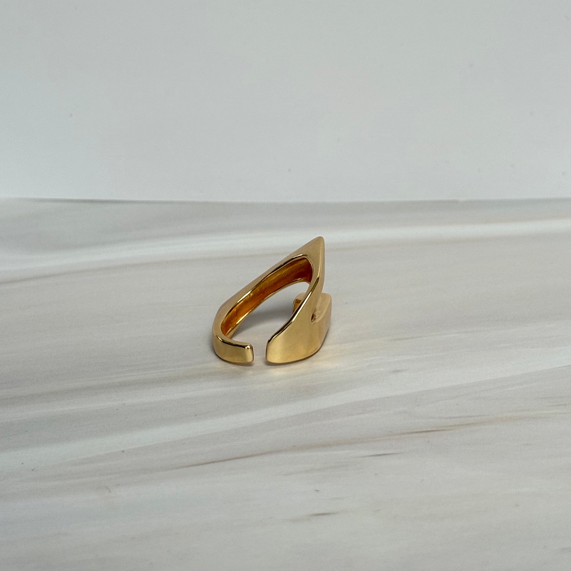 Oro RIng