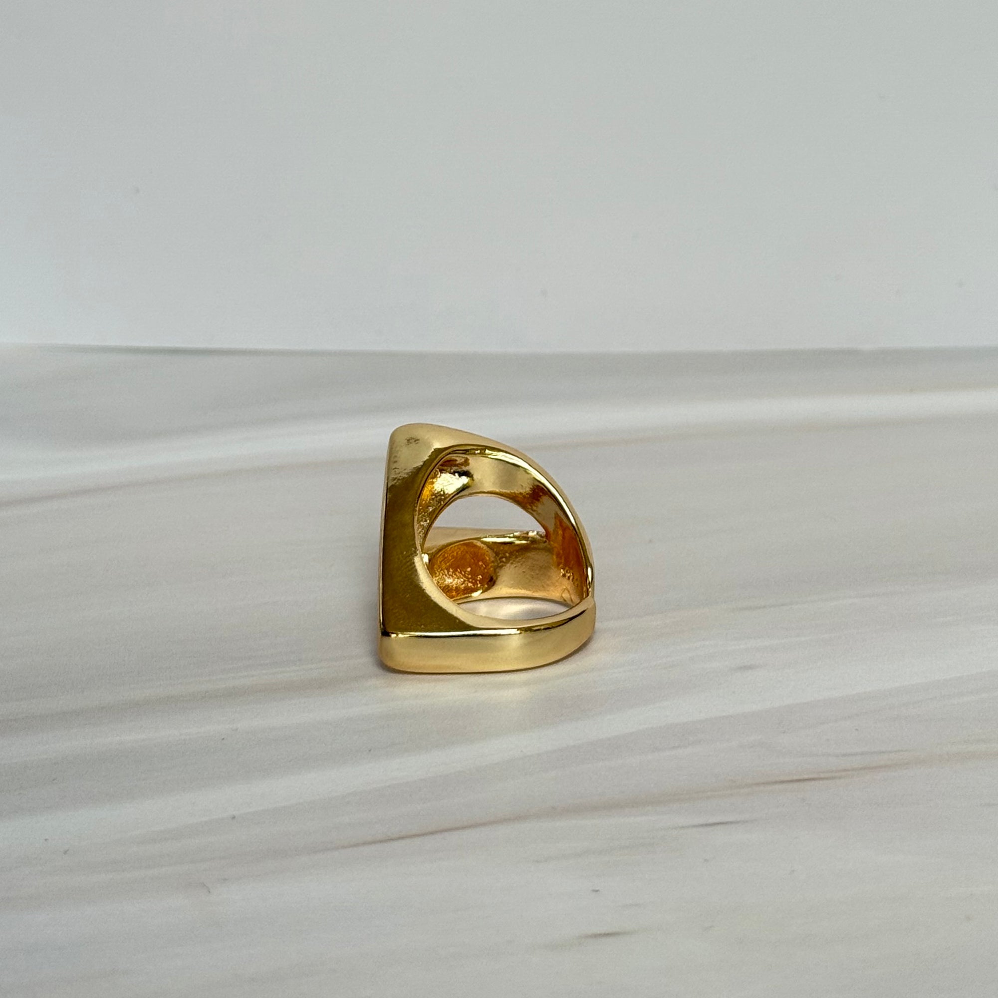 Oro RIng
