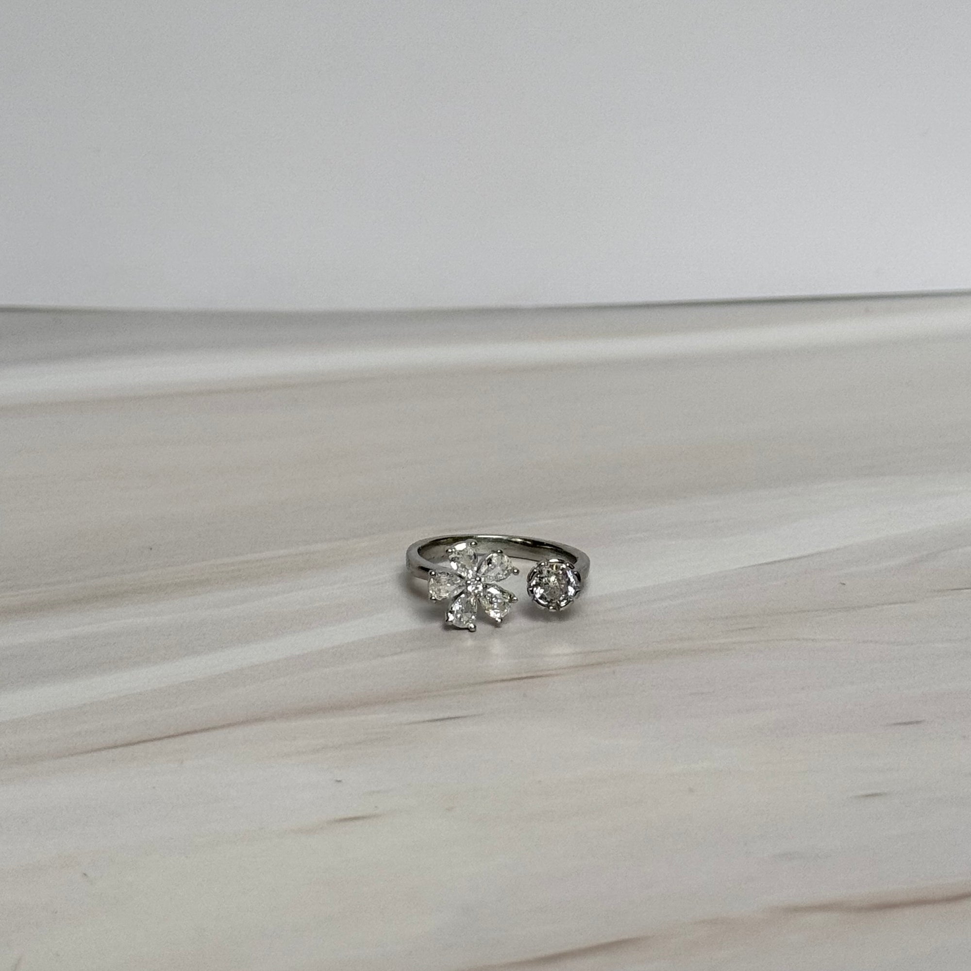 Lyra Ring