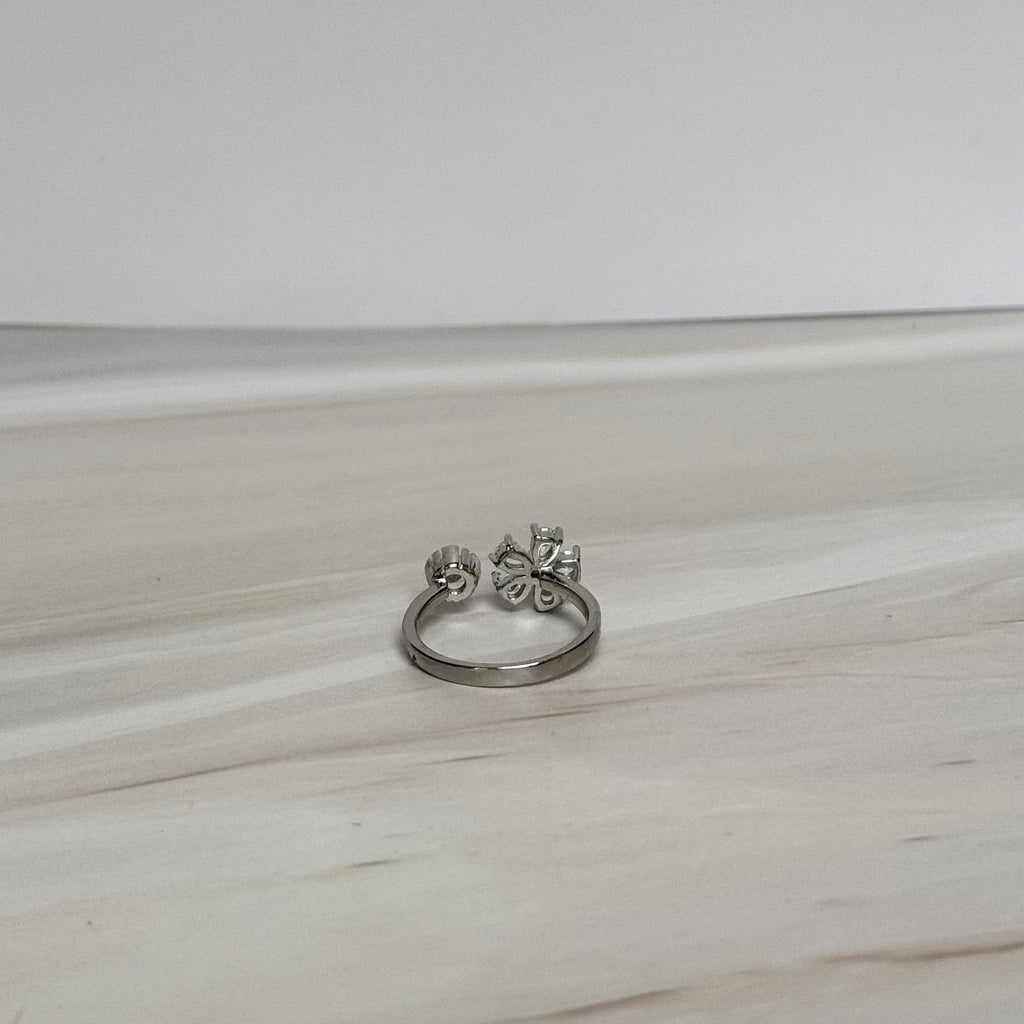 Lyra Ring