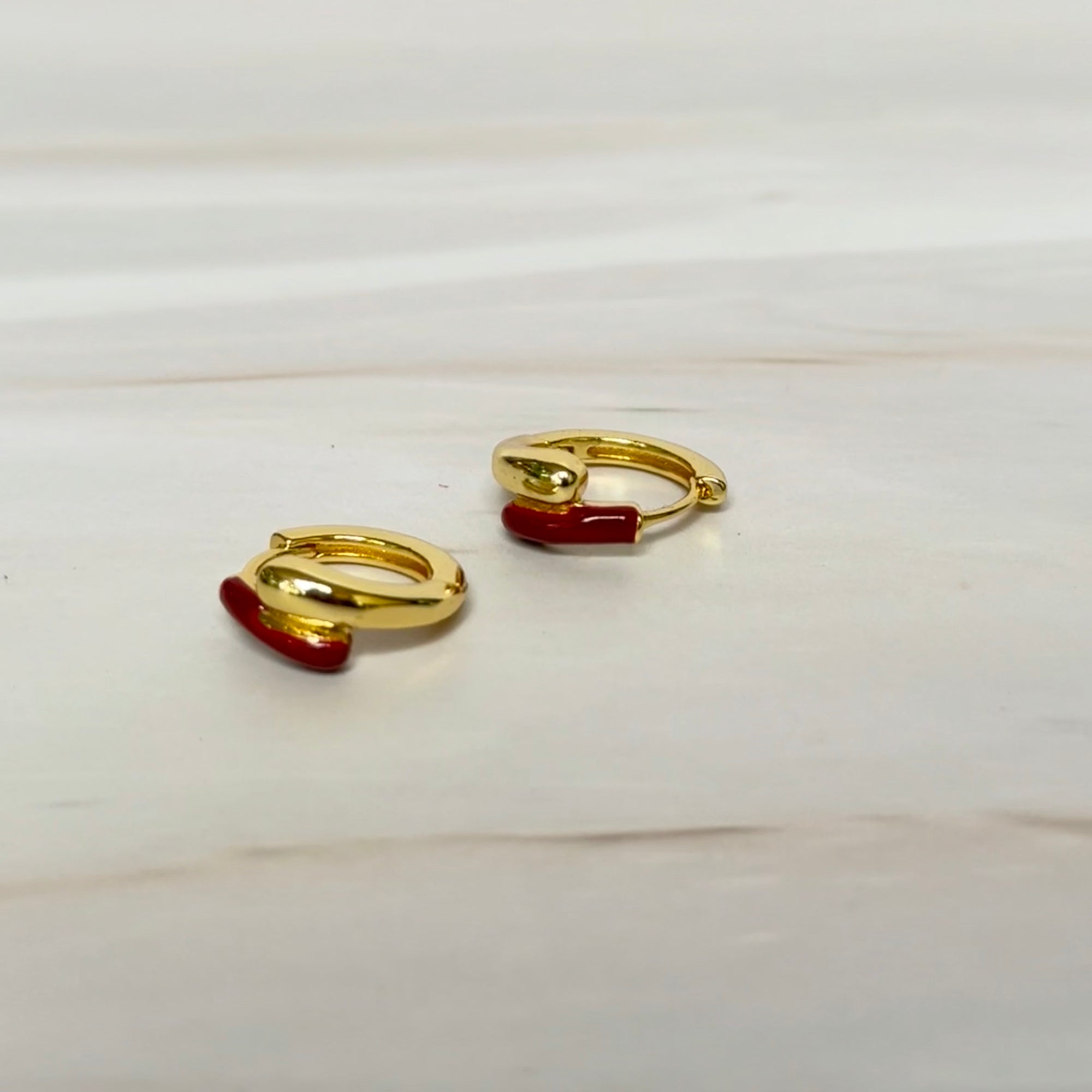 Scarlet Hoops