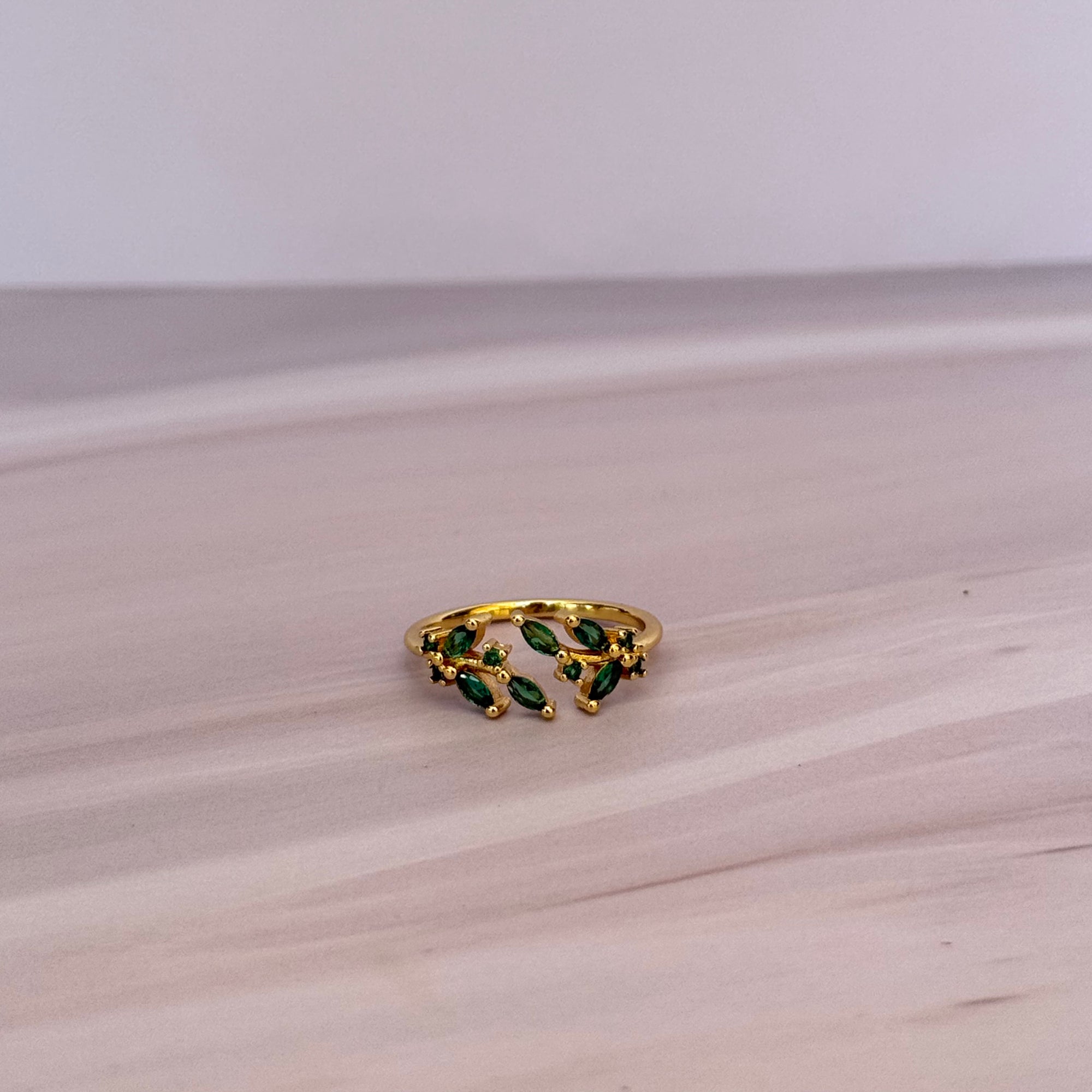 Emerald Glow Ring