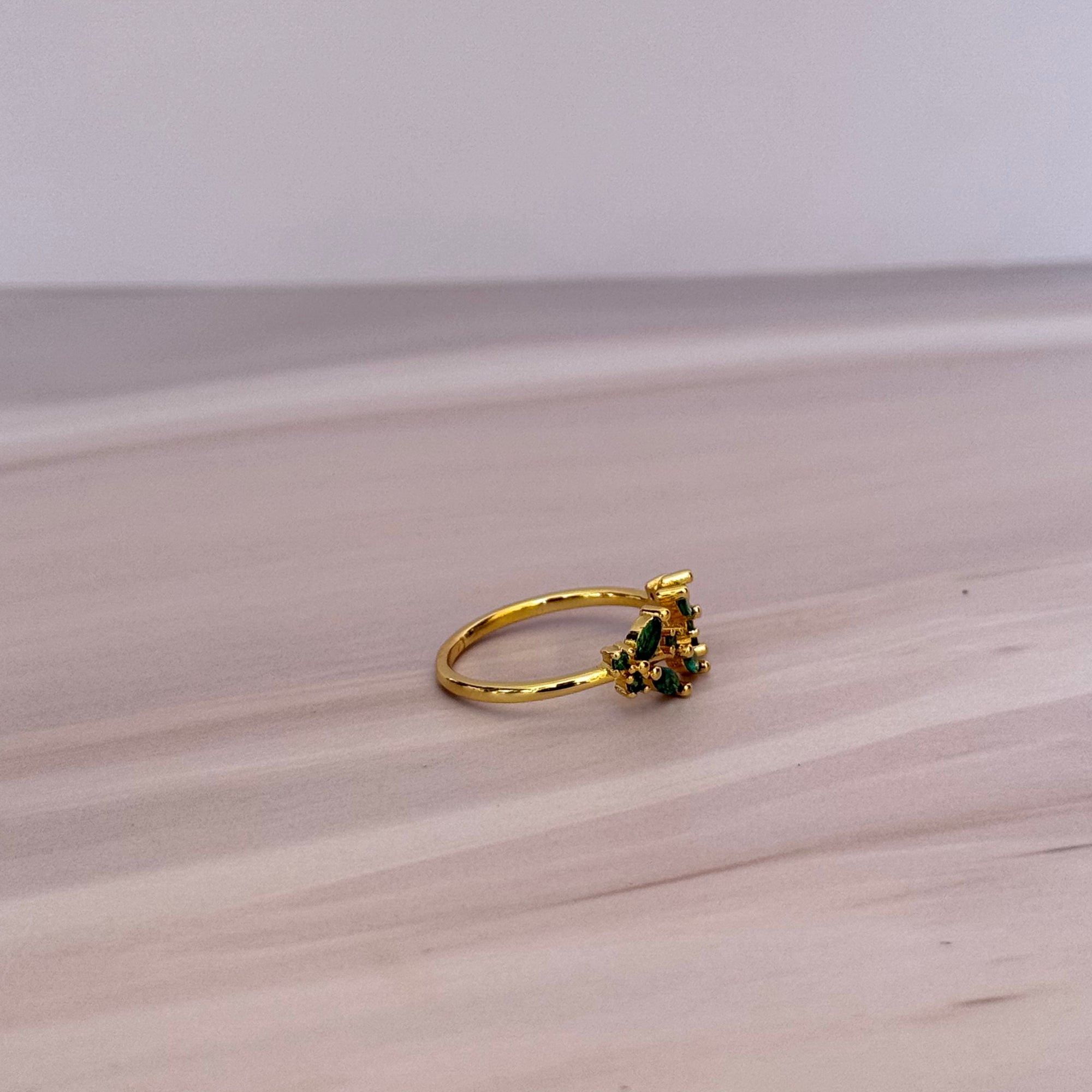 Emerald Glow Ring
