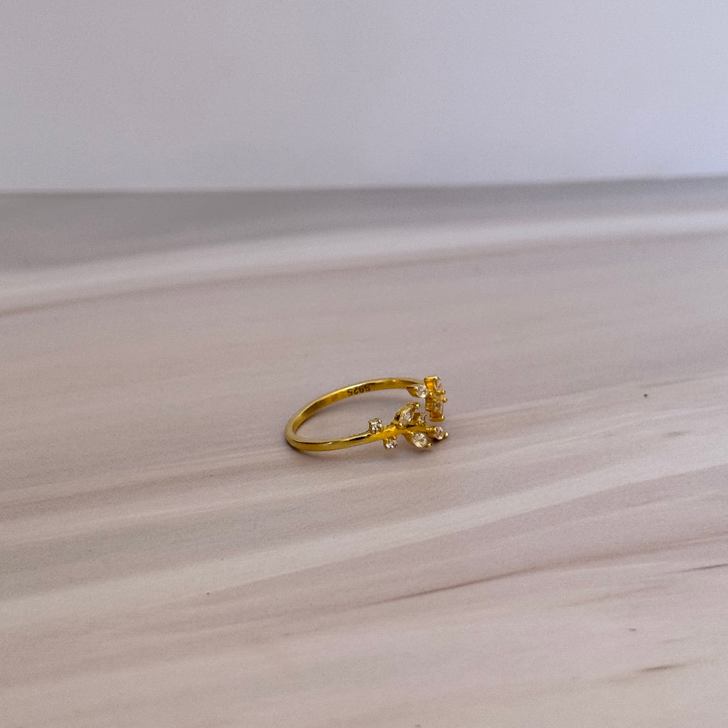 Emerald Glow Ring