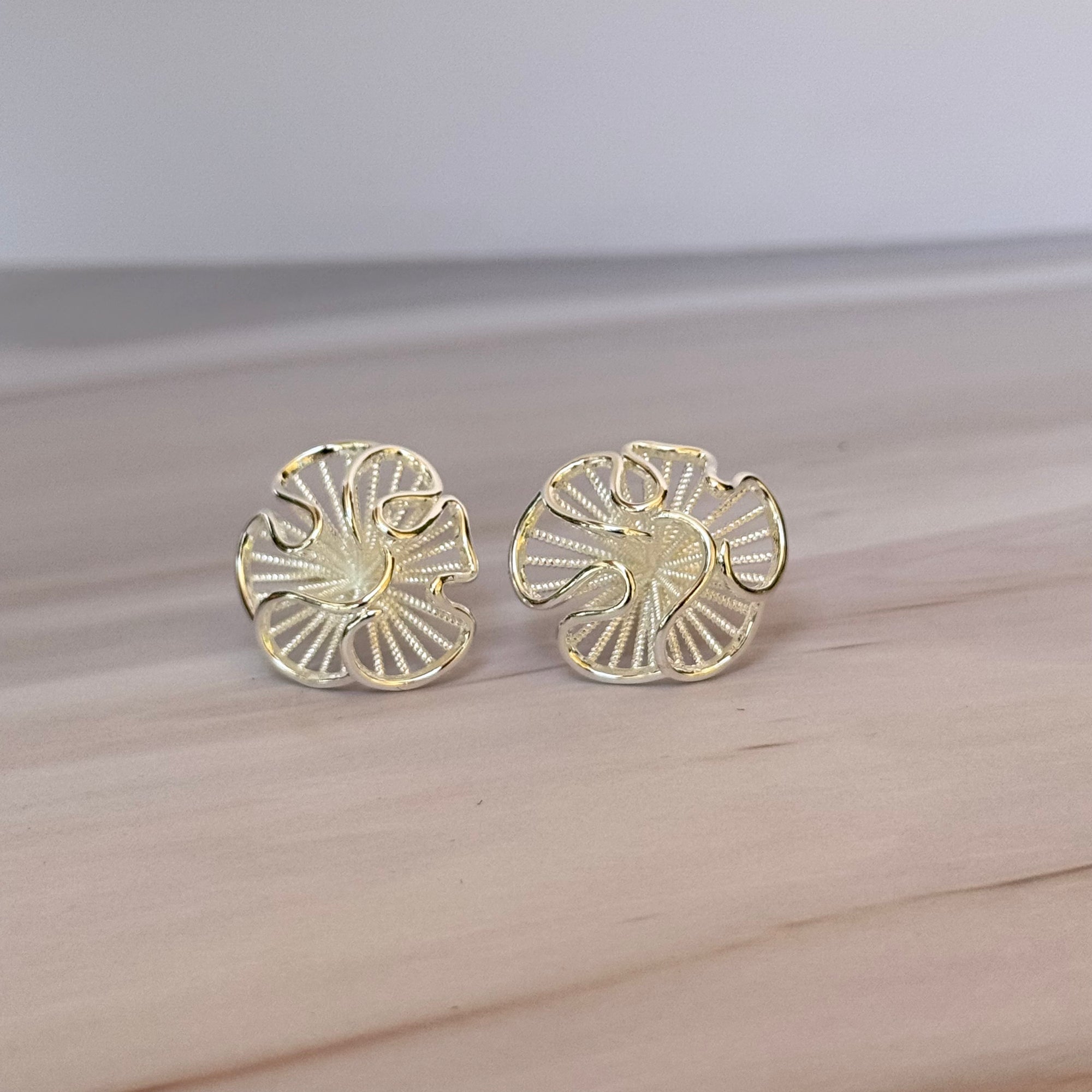 Carrie Hoops