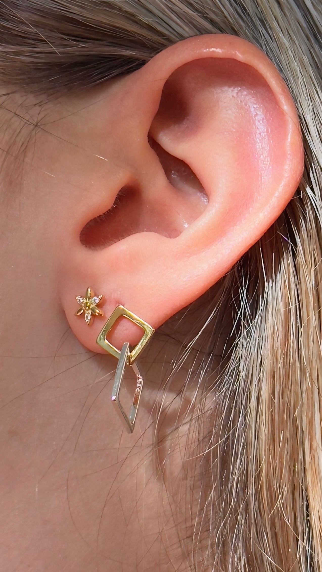Cuadrado Earrings
