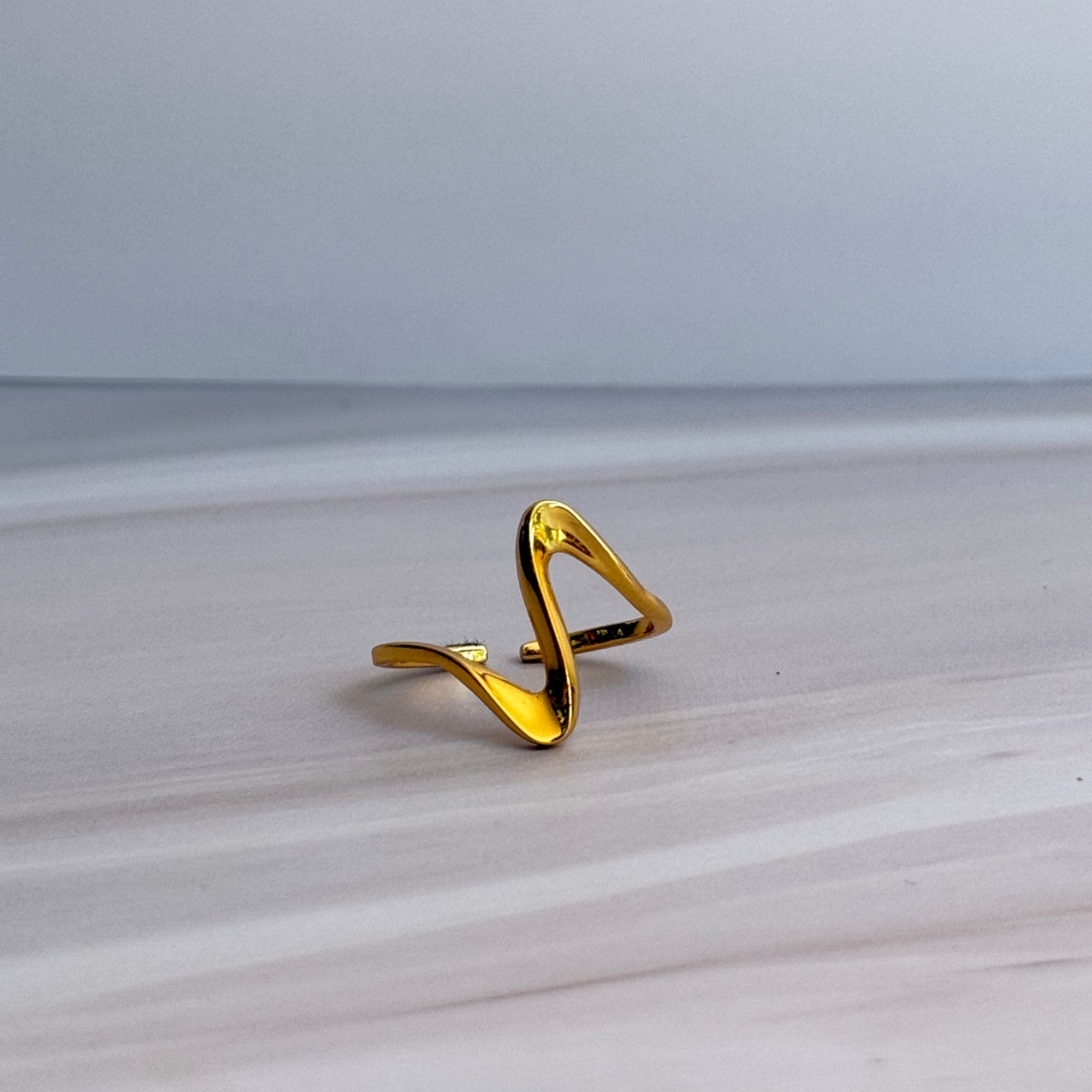 Simple Wave Ring