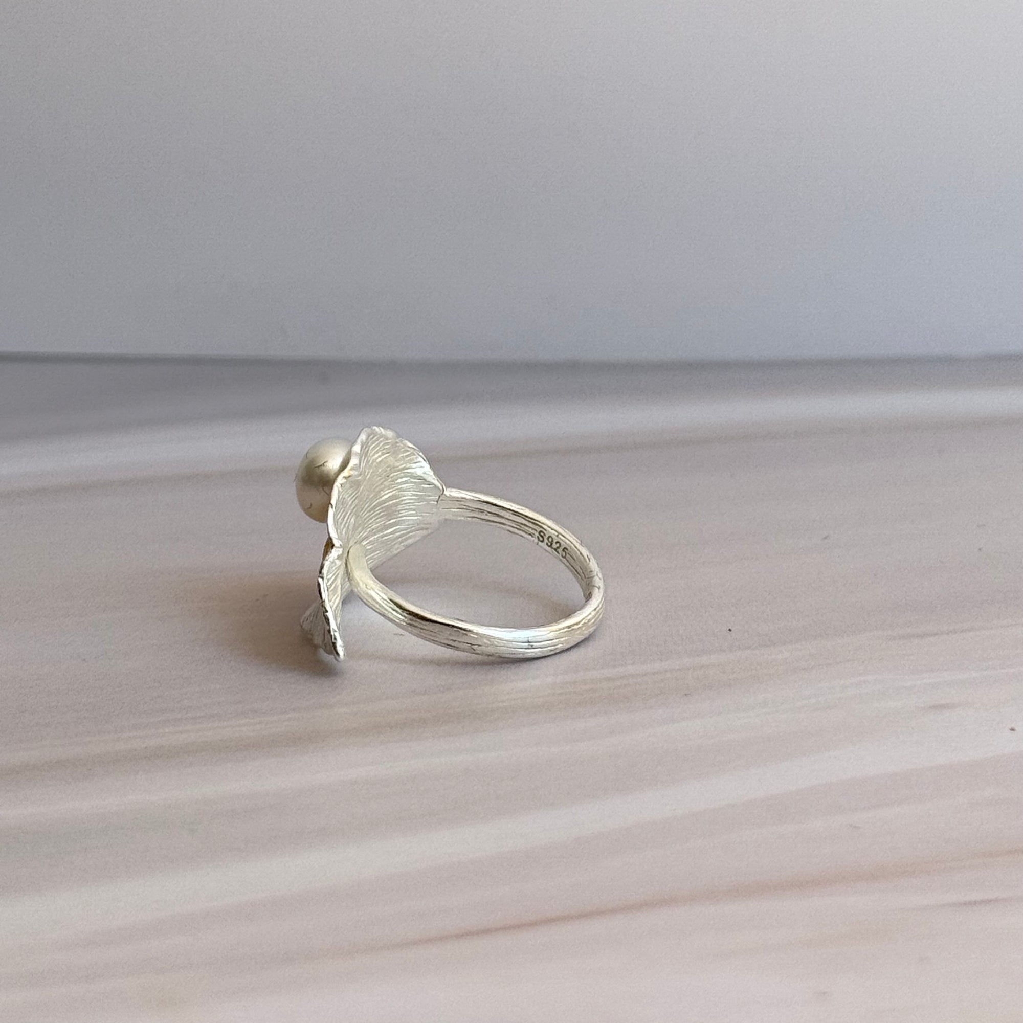 Pearl Leaf Ring