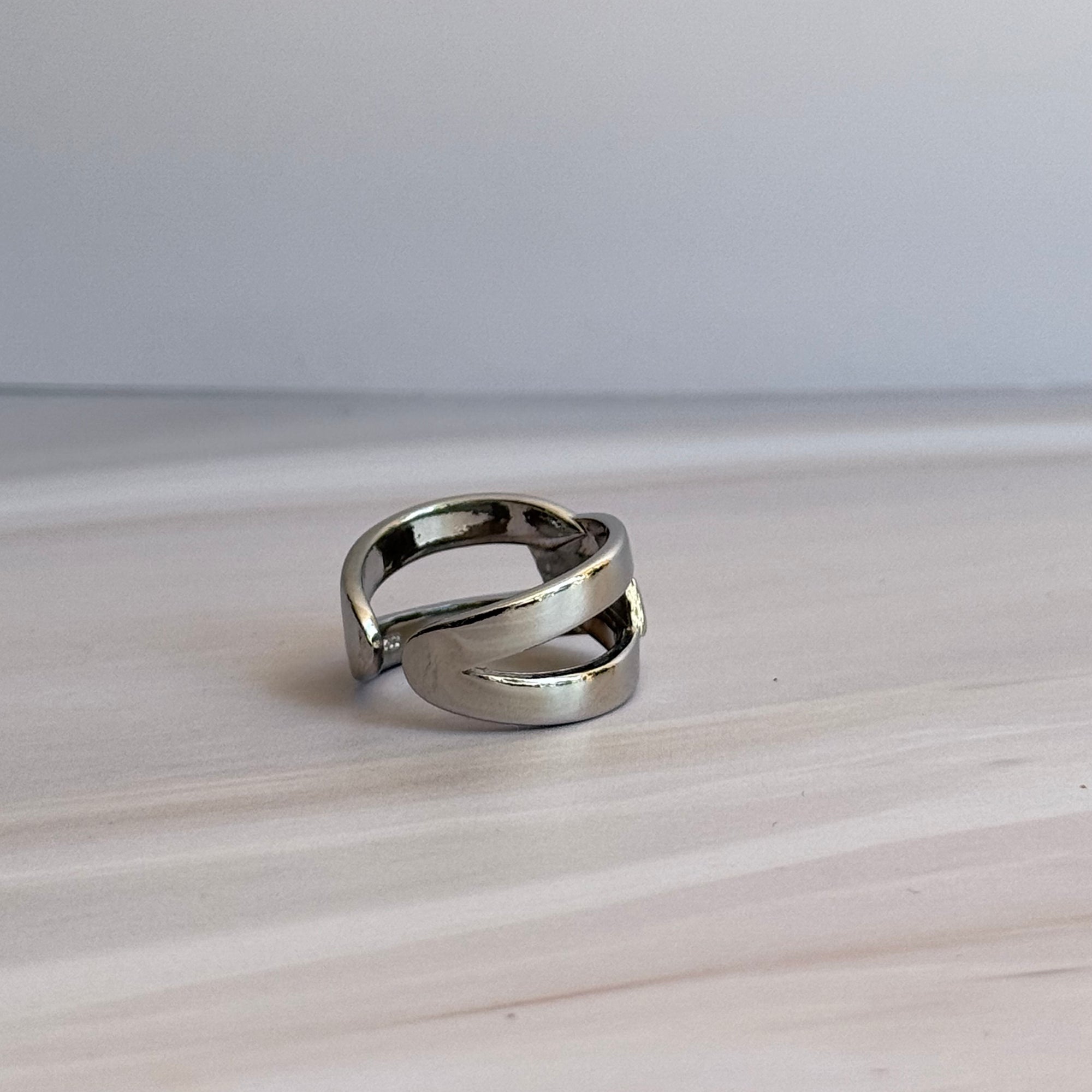 Interlinked Strap Ring Silver
