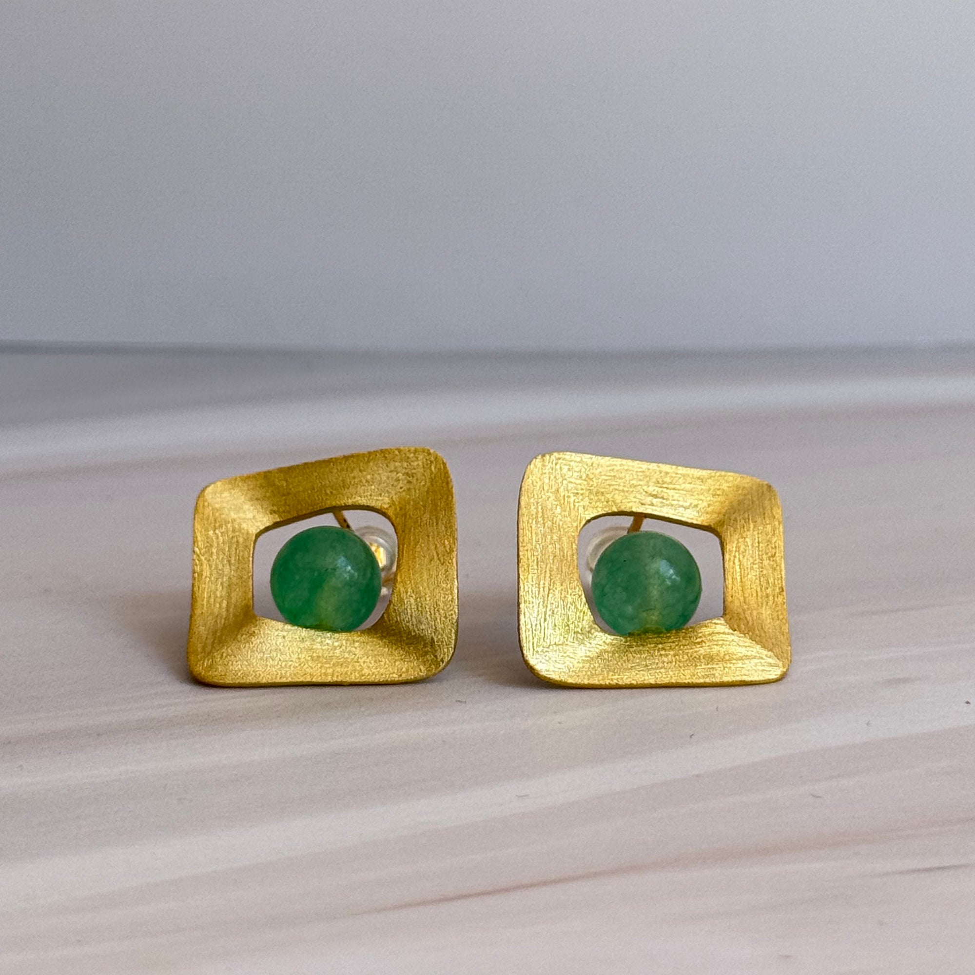 Frame Hoops